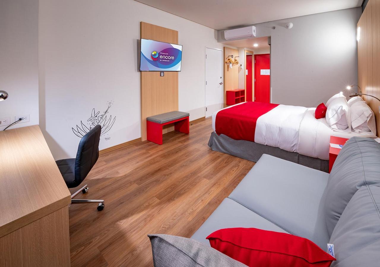 Ramada Encore By Wyndham Guadalajara Aeropuerto Las Pintas المظهر الخارجي الصورة