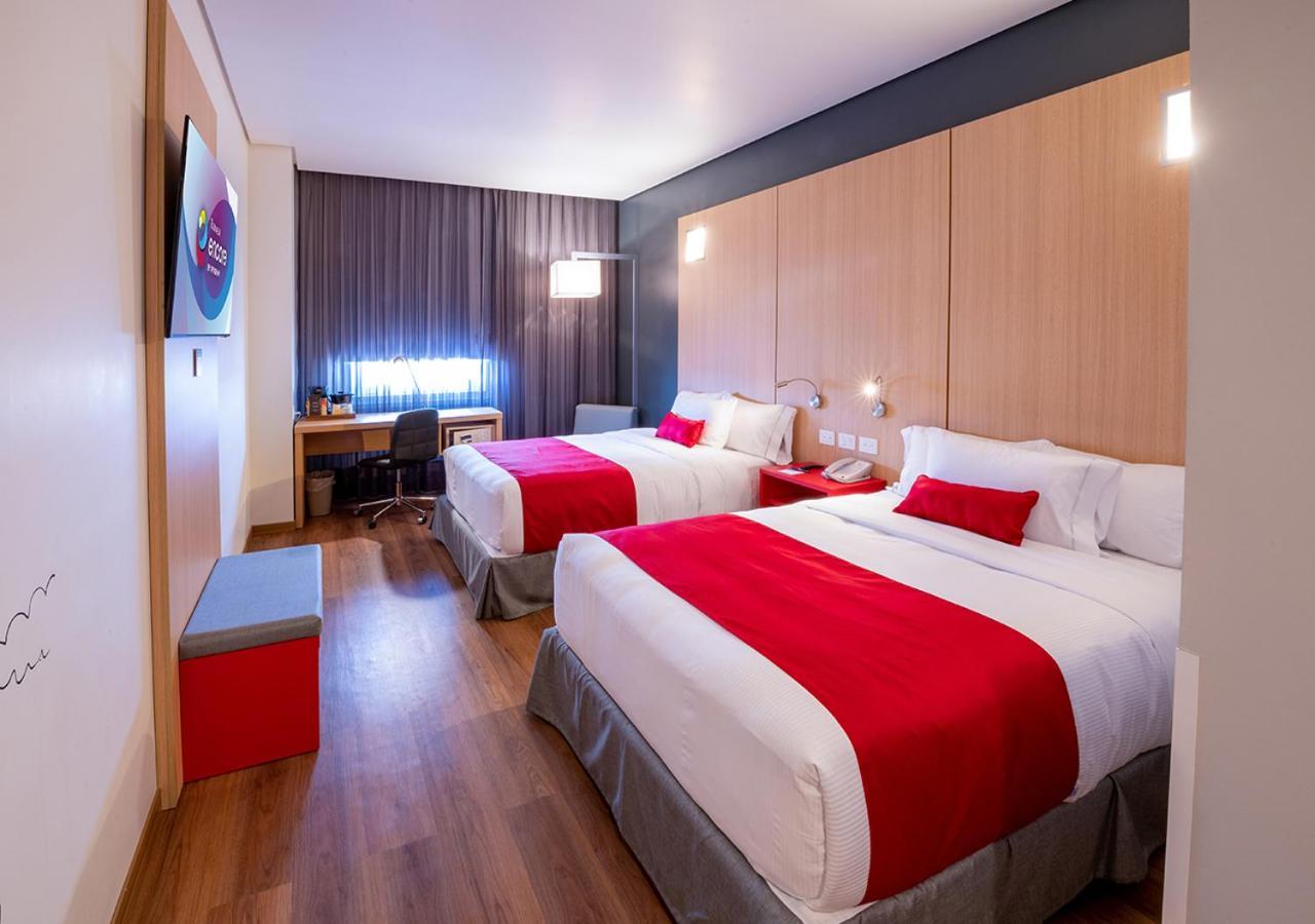 Ramada Encore By Wyndham Guadalajara Aeropuerto Las Pintas المظهر الخارجي الصورة